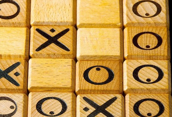 Smart Games GIGAMIC 120 - Holzspiel - Quixo – Bild 3