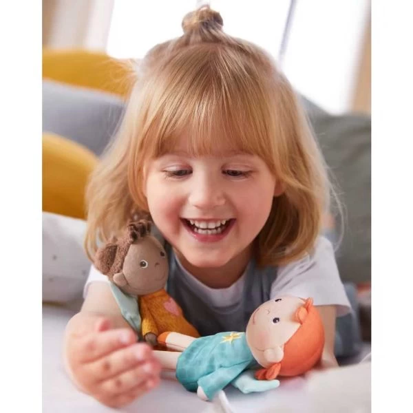 HABA 306784 - Minipuppe - Schutzengel Mara, 17 Cm – Bild 3